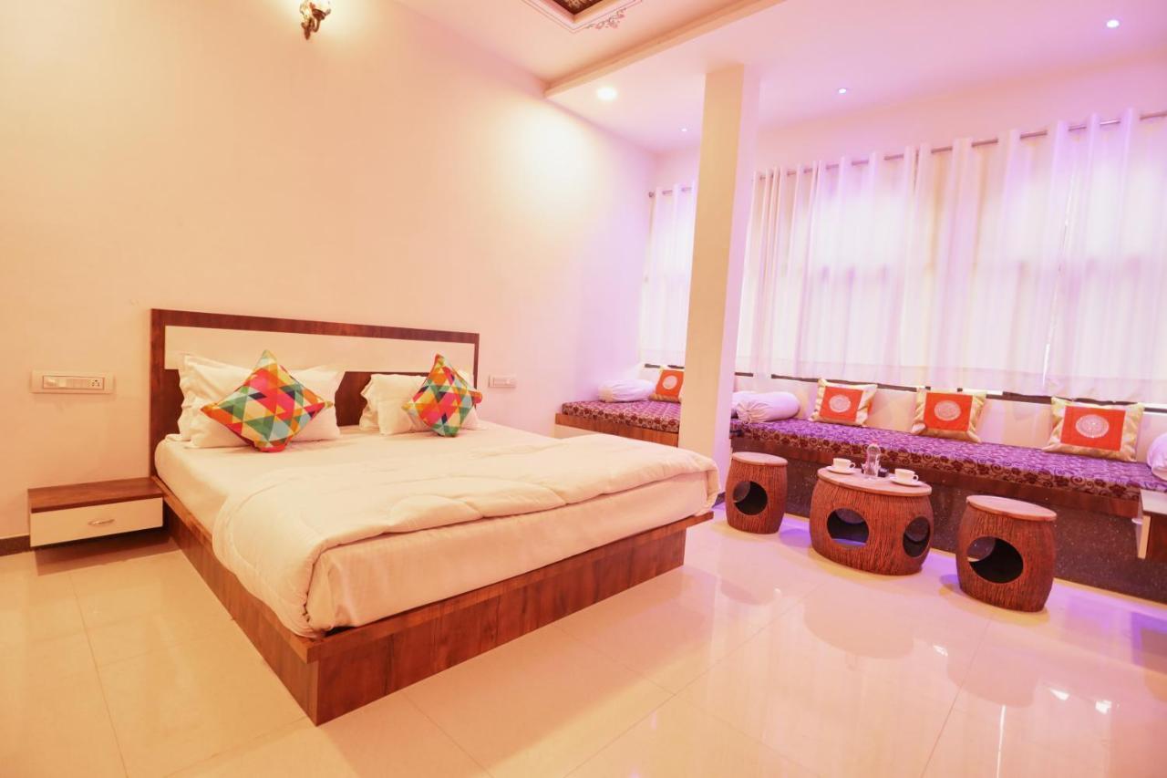 Neev Haweli Hotell Udaipur Exteriör bild