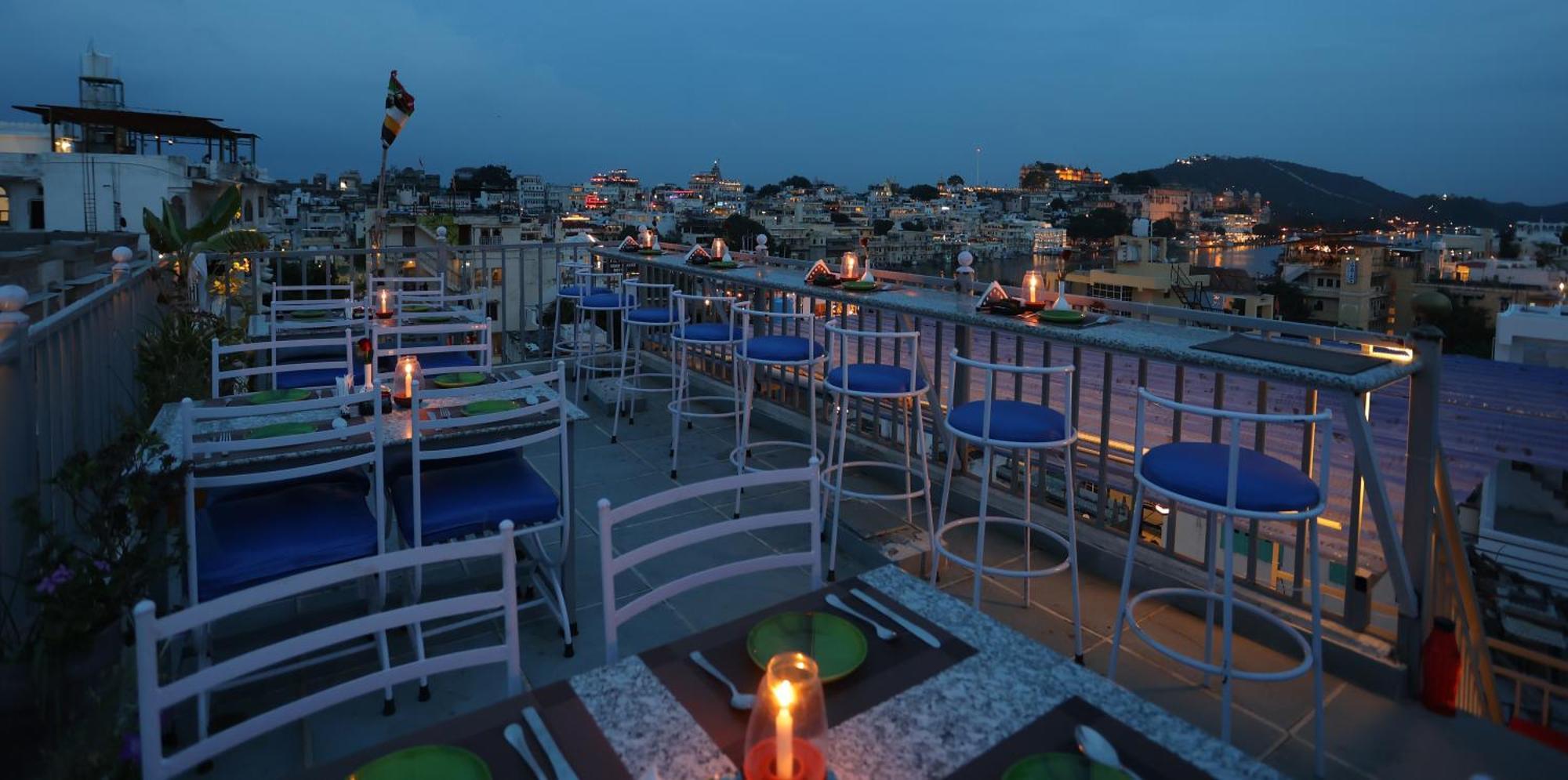 Neev Haweli Hotell Udaipur Exteriör bild