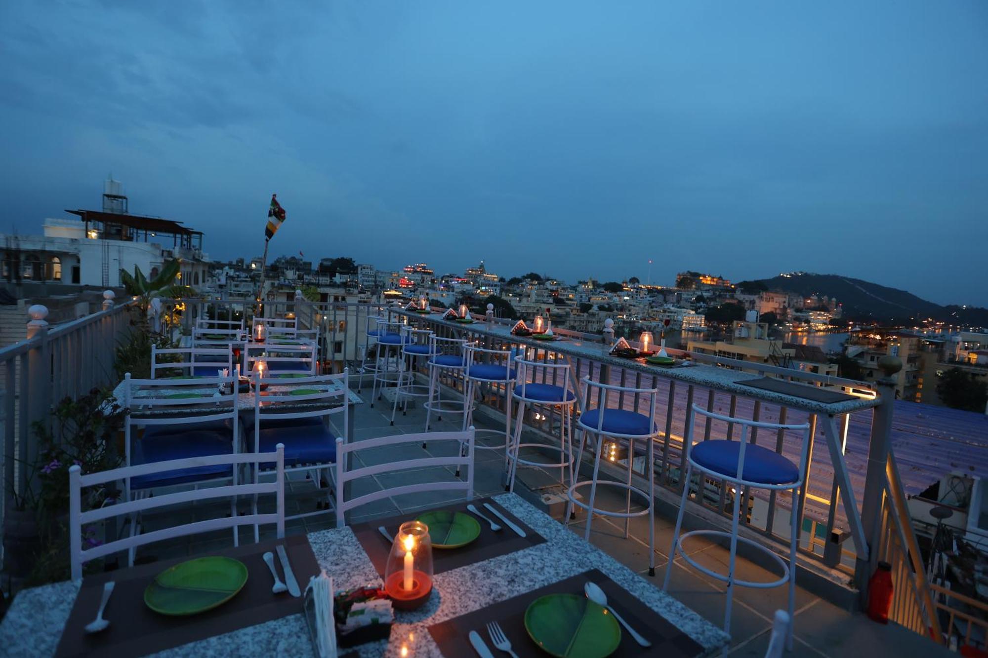 Neev Haweli Hotell Udaipur Exteriör bild